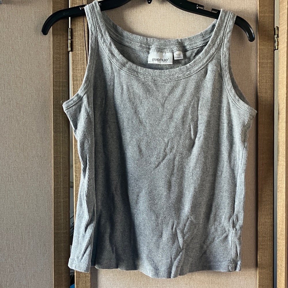FINAL MARKDOWN Avenue grey top 14/16